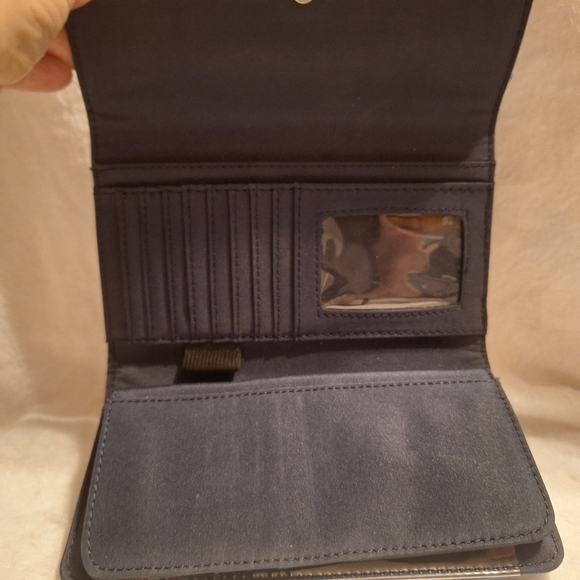 Tommy Hilfiger wallet - Picture 7 of 10